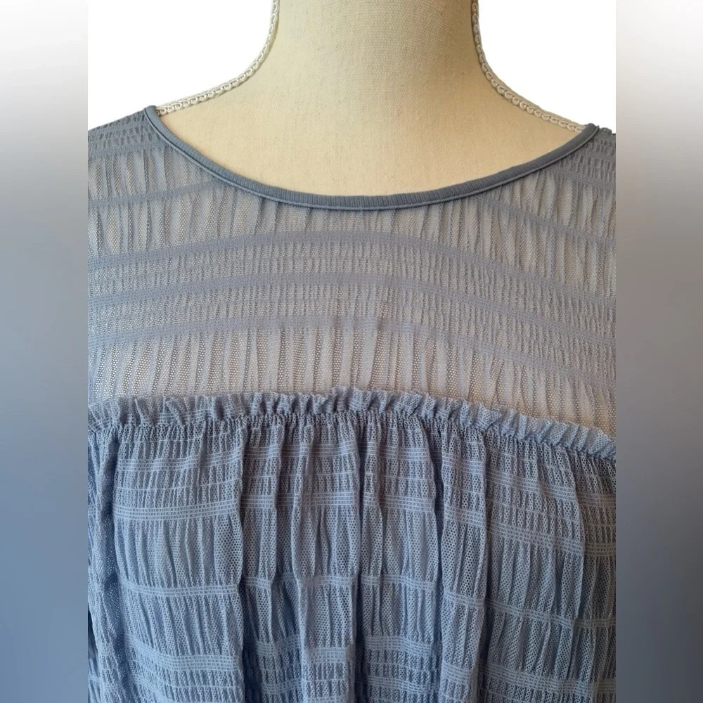 Max Studio Blouse L Cornflower Blue Mesh Flowy Top - Picture 4 of 12
